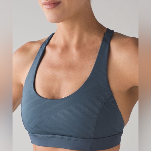 🔥Lululemon Hot Like Agni Bra in Astro Blue, Size 4 - Picture 1 of 8